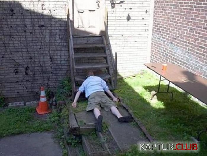 hilarious_photos_passed_out_09.jpg | Рено Каптур Клуб Россия | Форум KAPTUR.SU