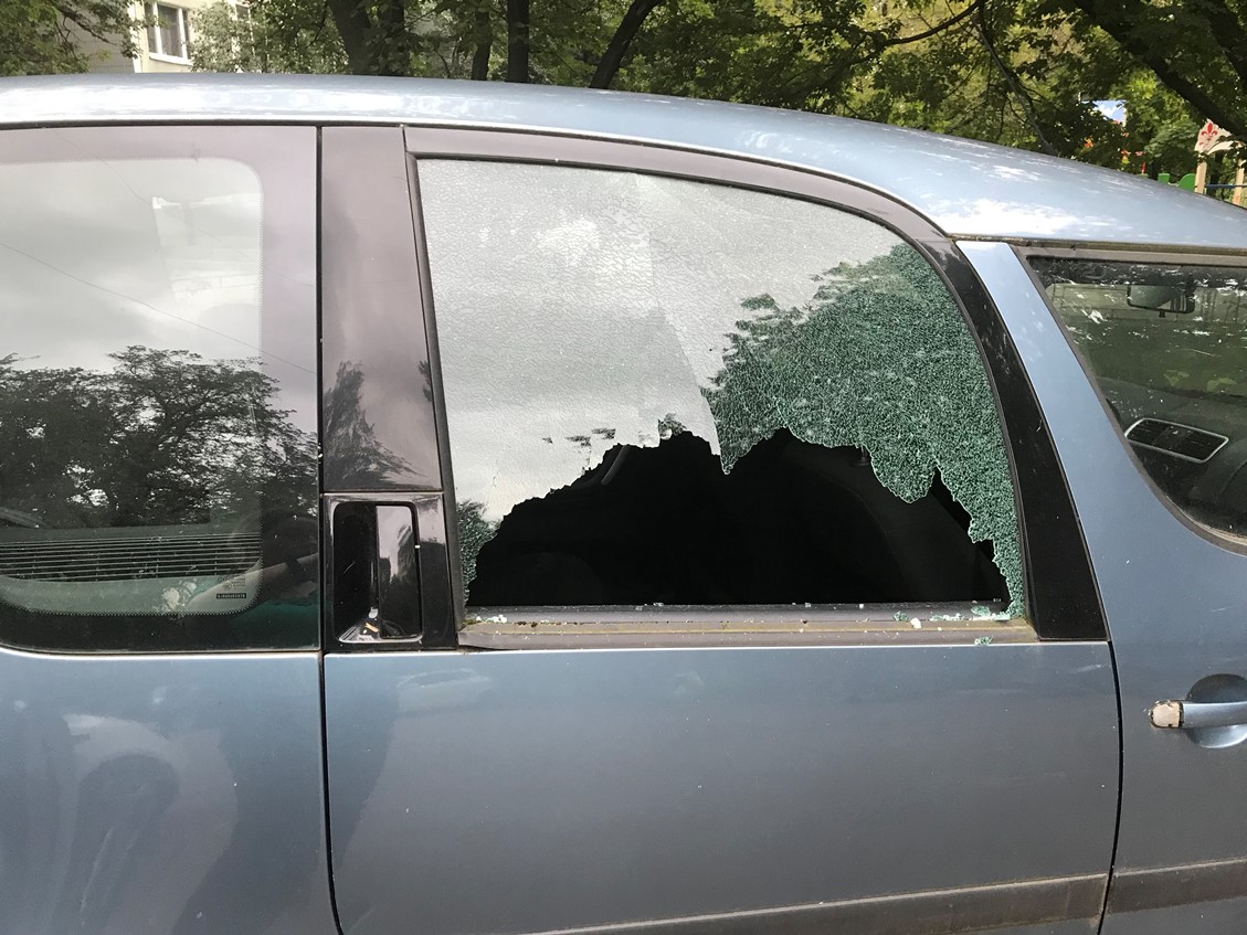 proxy.php?image=http%3A%2F%2Fcarglass.ru%2Fimg%2Fforum%2Fbroken-sideglass-roomster2.jpg&hash=37cbb5128368cd361a5af4833b27c224 | Рено Каптур клуб Россия | www.KAPTUR.club